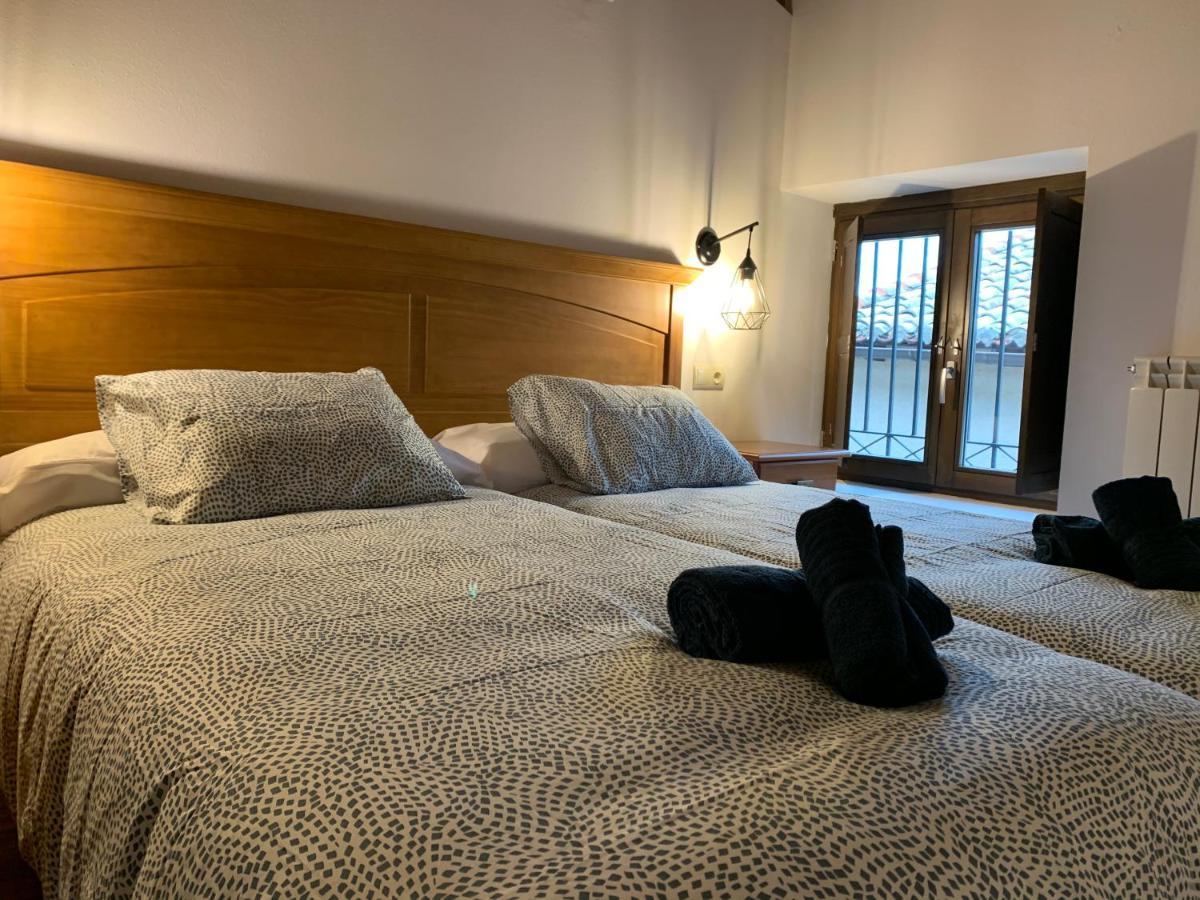 Atico Jaca Centro Apartment Bagian luar foto